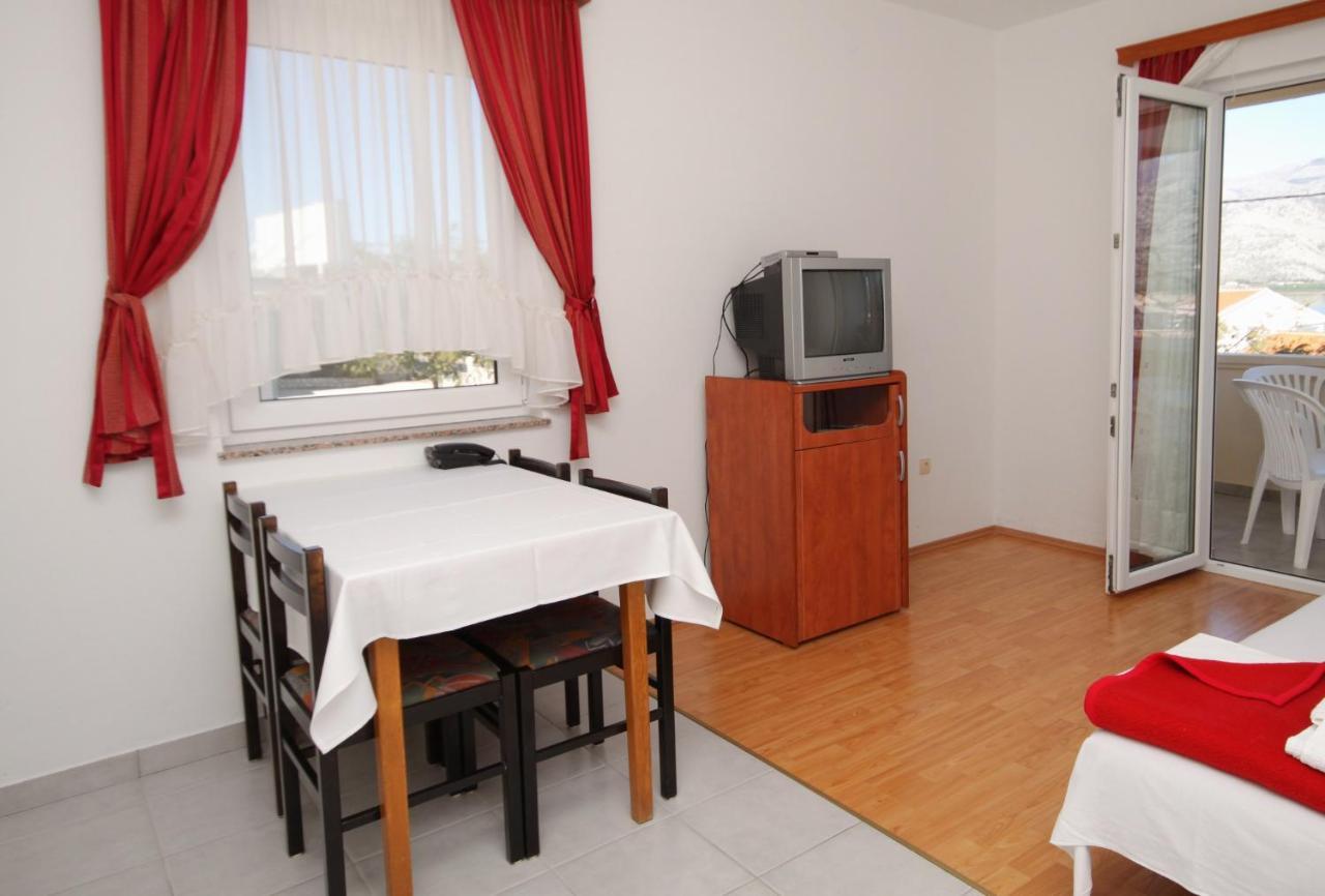 Apartments And Rooms By The Sea Vinjerac, Zadar - 3248 Exterior photo